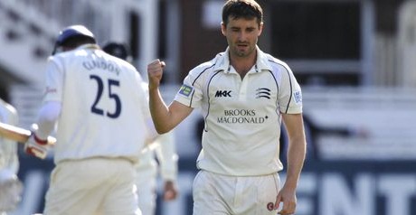 Murtagh puts Middlesex in command
