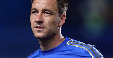 Half-time: Chelsea 1 Liverpool 0 – Terry scores but is later carried off