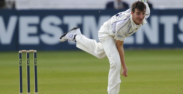 Seamers help Middlesex close in on Durham victory