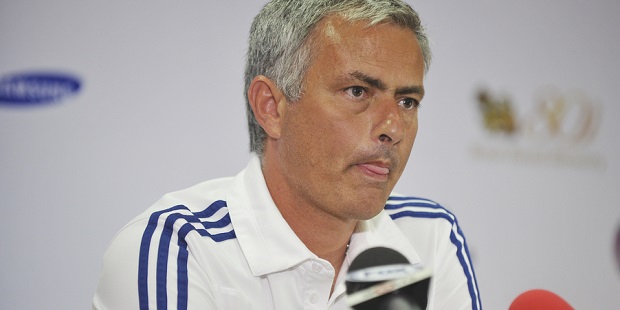 Mourinho keen to avoid referee Foy