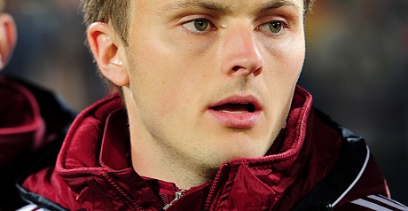 Fulham sign Denmark midfielder Kvist