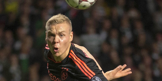 QPR offer Ajax £5m for striker Sigthorsson