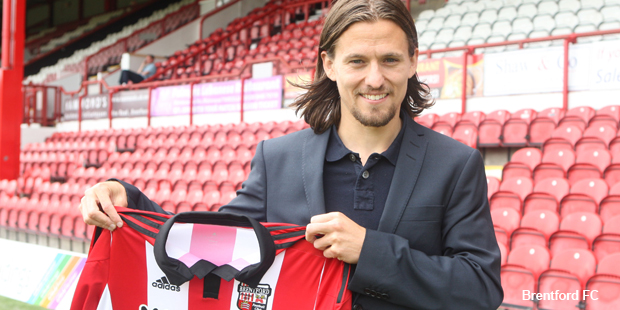 Brentford sign Denmark striker Vibe