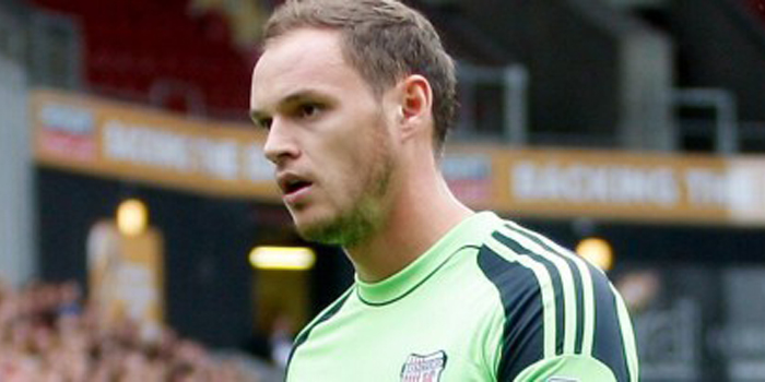 Brentford beaten at home by clinical Reading