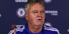 Chelsea boss Guus Hiddink