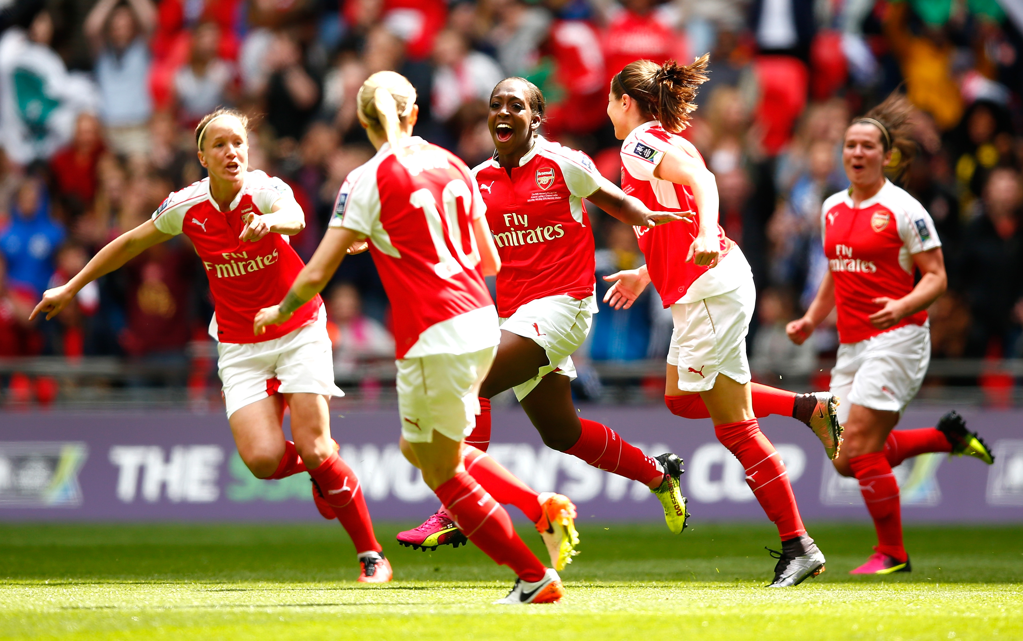 "LONDON, ENGLAND - MAY 14: Danielle Carter (C) of Arsenal celebrates scoring his team's first goal with her team mates during the SSE Women's FA Cup Final between Arsenal Ladies and Chelsea Ladies at Wembley Stadium on May 14, 2016 in London, England. (Photo by Christopher Lee - The FA/The FA via Getty Images)"