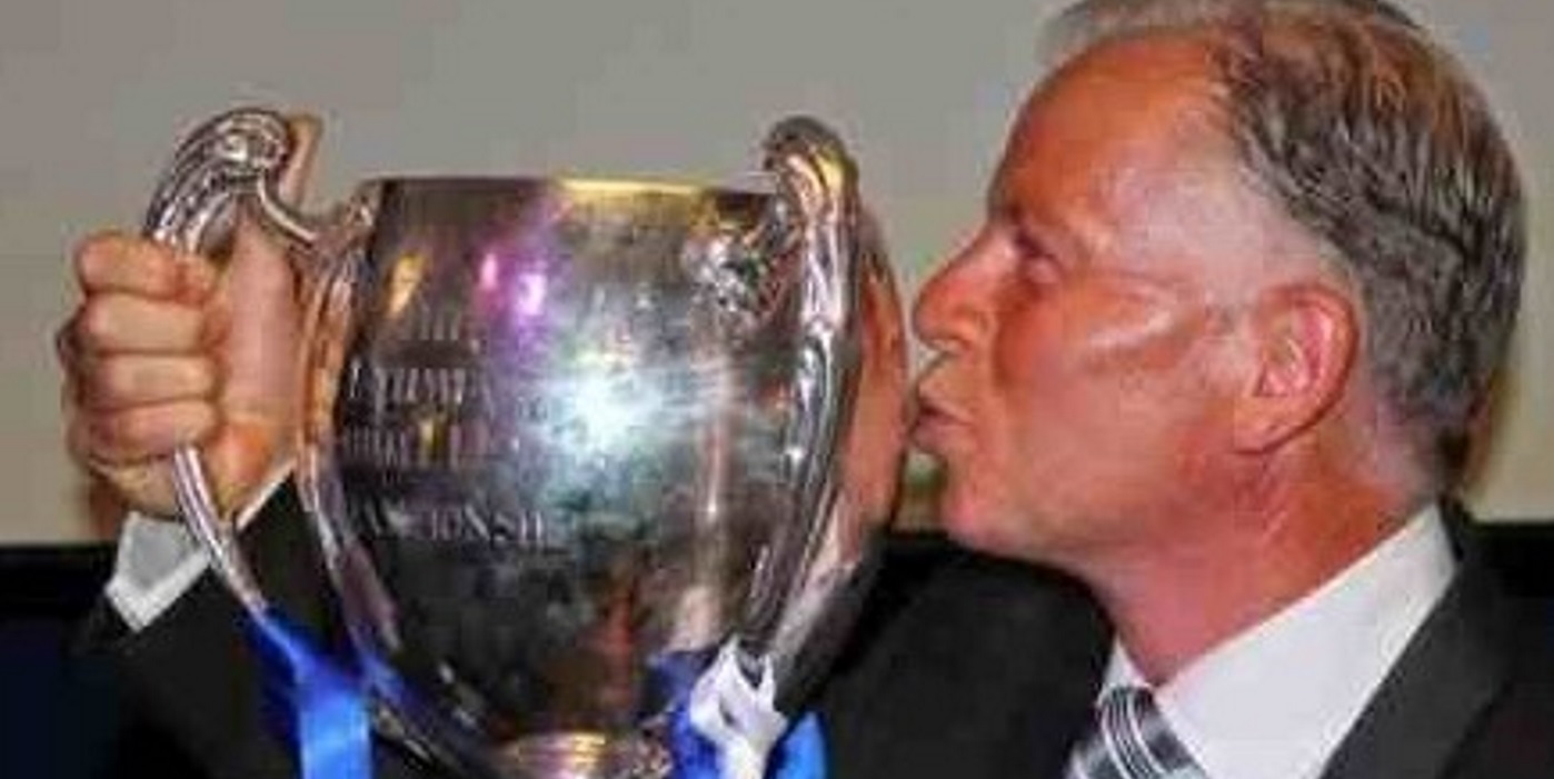 Bartlett steps down at Wealdstone after 22 years