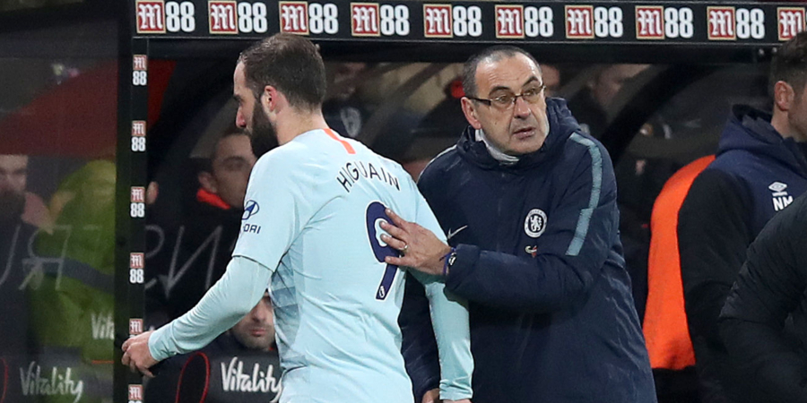 Fans turn on Sarri as Chelsea are thrashed
