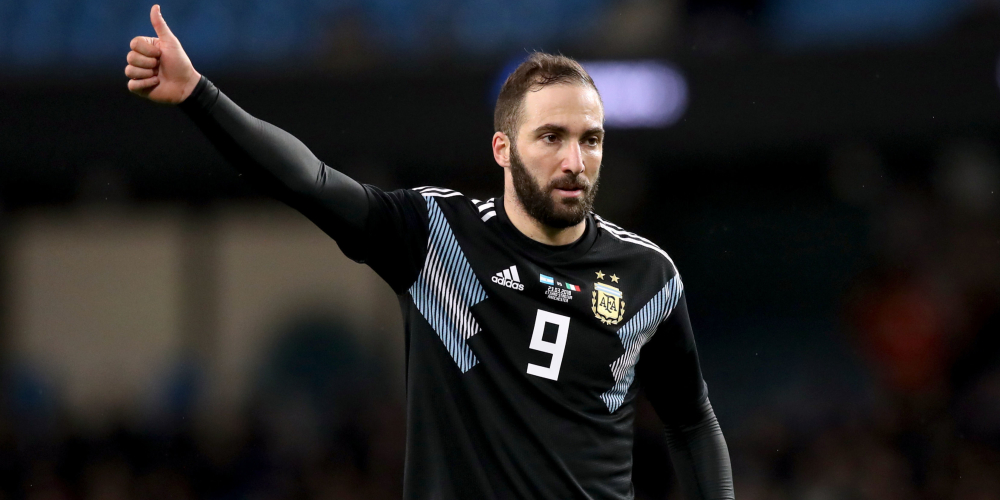 The lowdown on Chelsea new boy Higuain