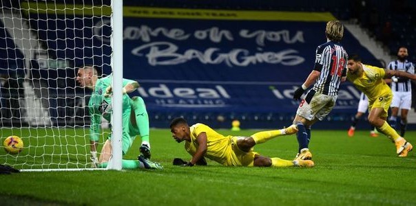 Cavaleiro’s equaliser rescues vital point for Fulham