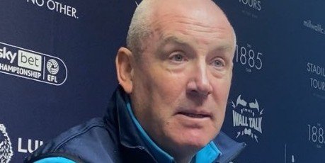 Warburton praises QPR players after bowing out with win