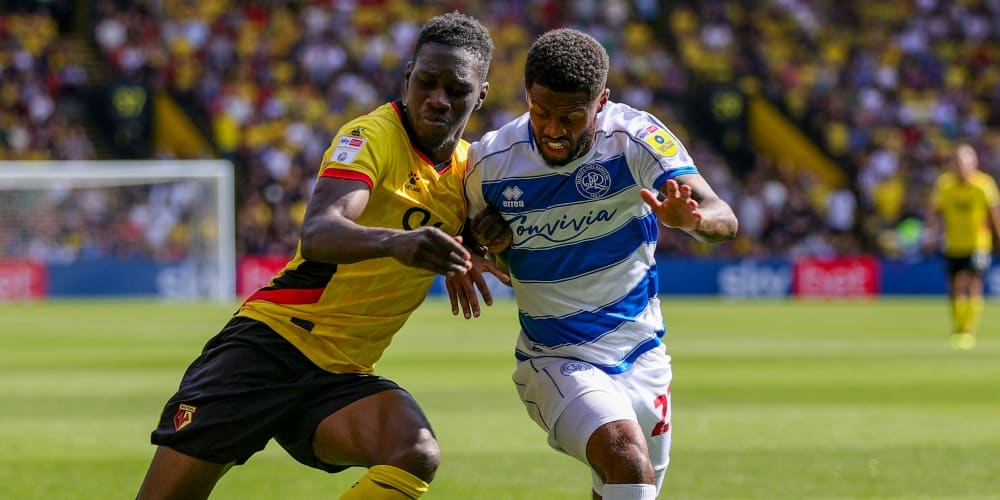 QPR assessing Paal knee injury