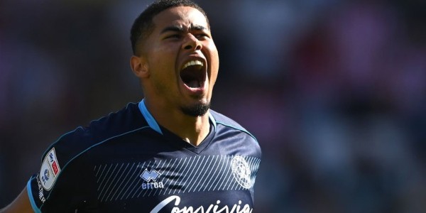 Ex-QPR keeper Hucker ‘shocked’ Dieng has not been snapped up