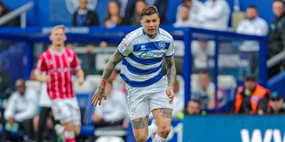 Dykes signs new QPR contract