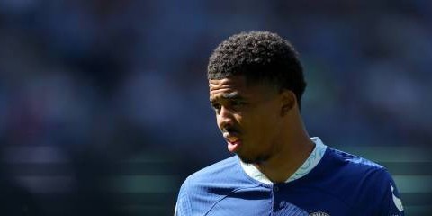 Fofana faces several months out with knee injury