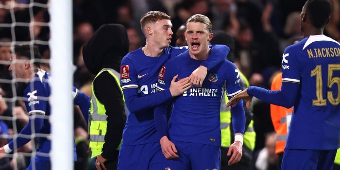 Gallagher’s late goal clinches quarter-final place for Chelsea