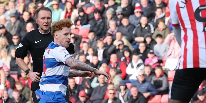 QPR midfielder Colback sidelined by knee injury