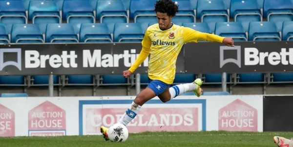 Wealdstone bring back Smith on loan from Millwall