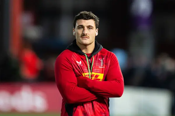 Isgro agrees Harlequins contract extension