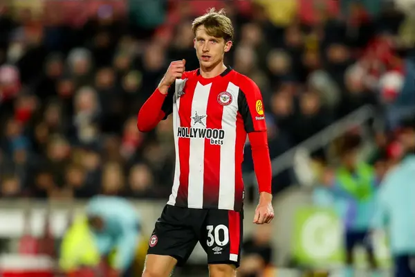 Roerslev completes move to Southampton