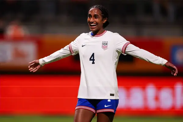 Chelsea set to sign Girma for record fee