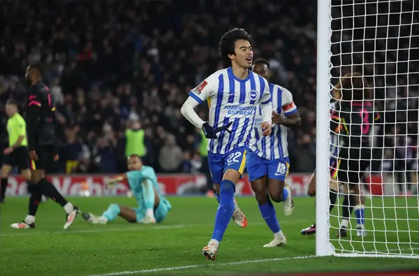 Chelsea knocked out of FA Cup by Brighton
