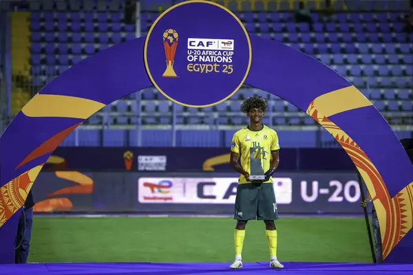 QPR confirm signing of South African youngster Smith