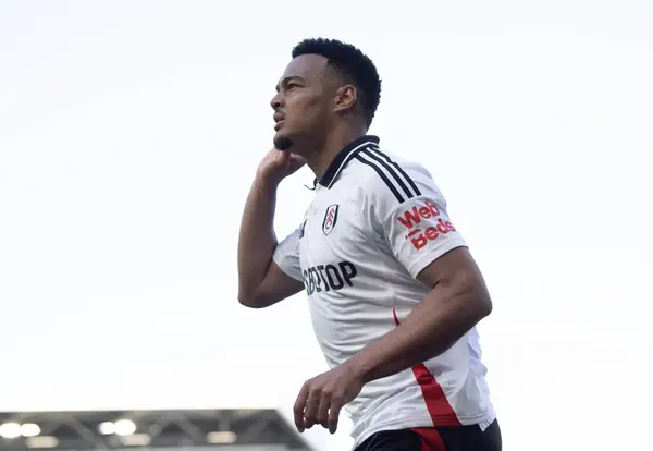 Atalanta make offer for Fulham striker Muniz