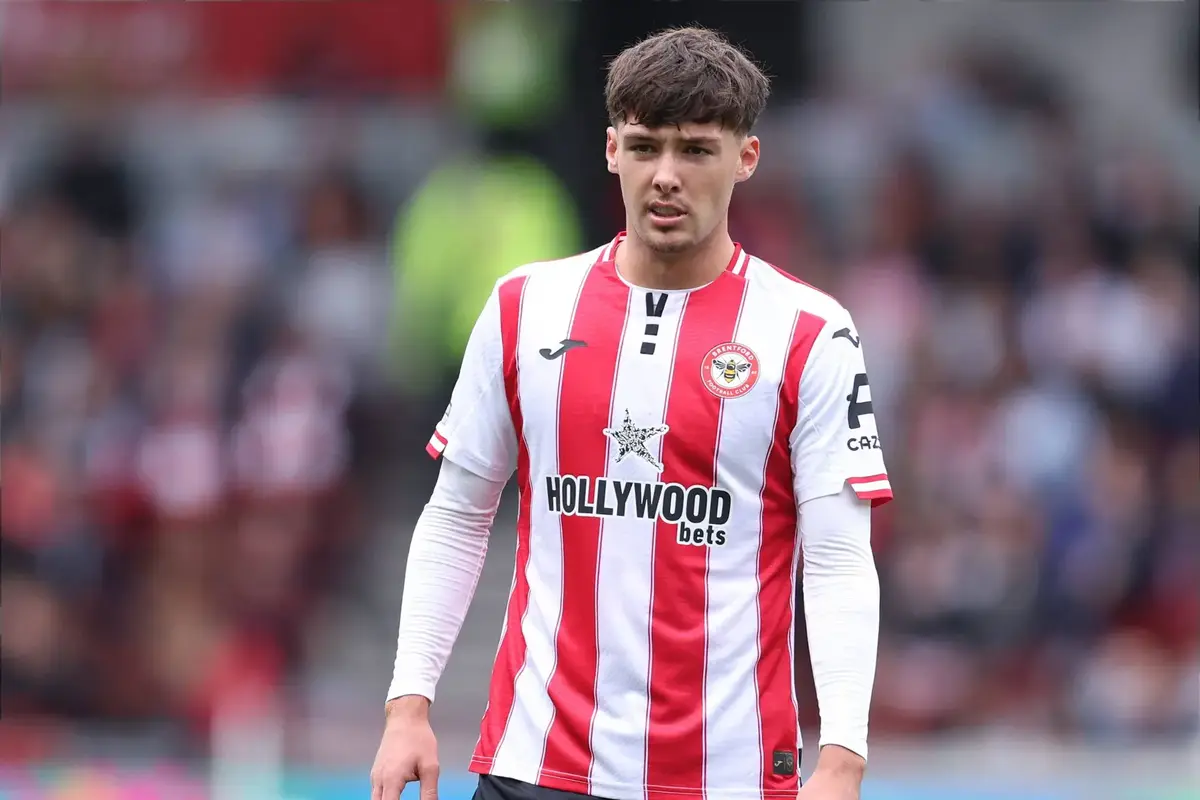 Hickey and Yarmoliuk passed fit for Brentford