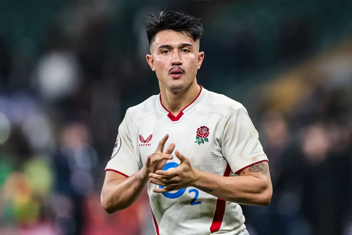 Smith shows he is still indispensable to England