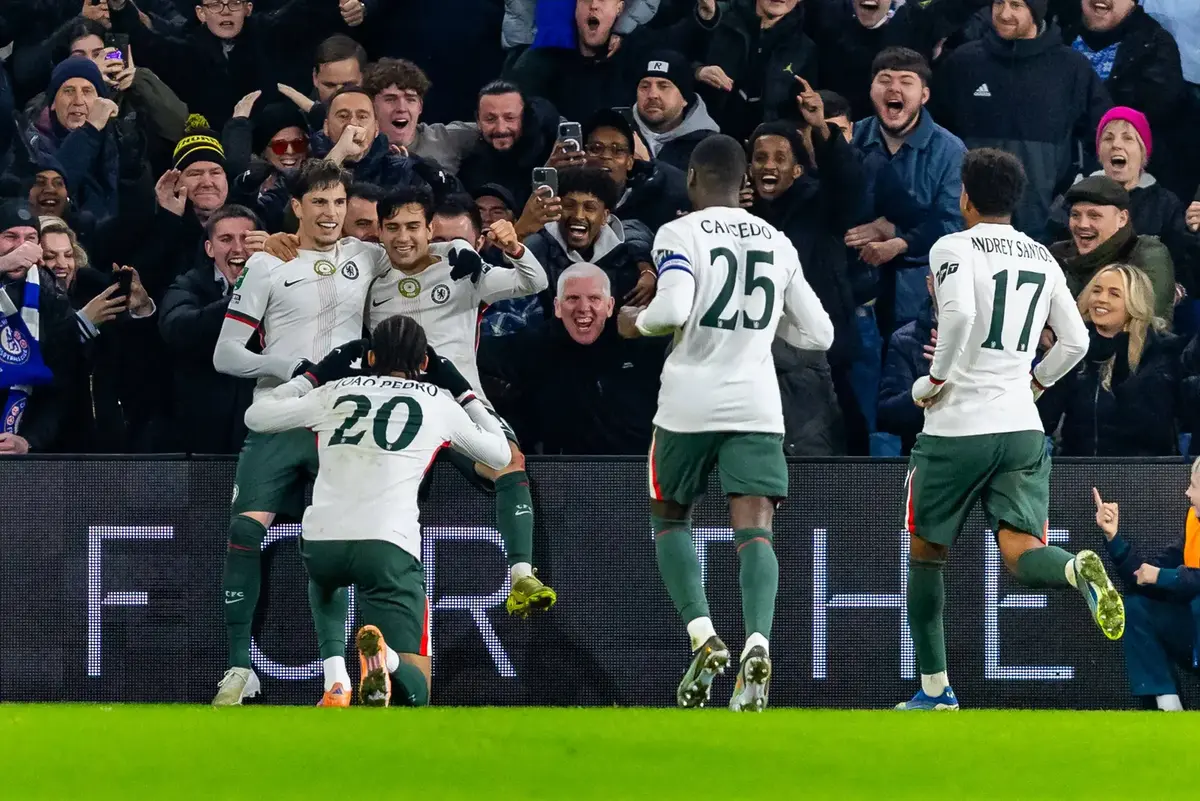 Late goals clinch semi-final place for Chelsea