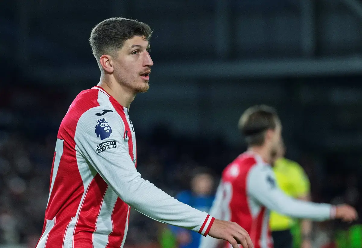 Brentford boss ‘very hopeful’ Janelt will sign new deal