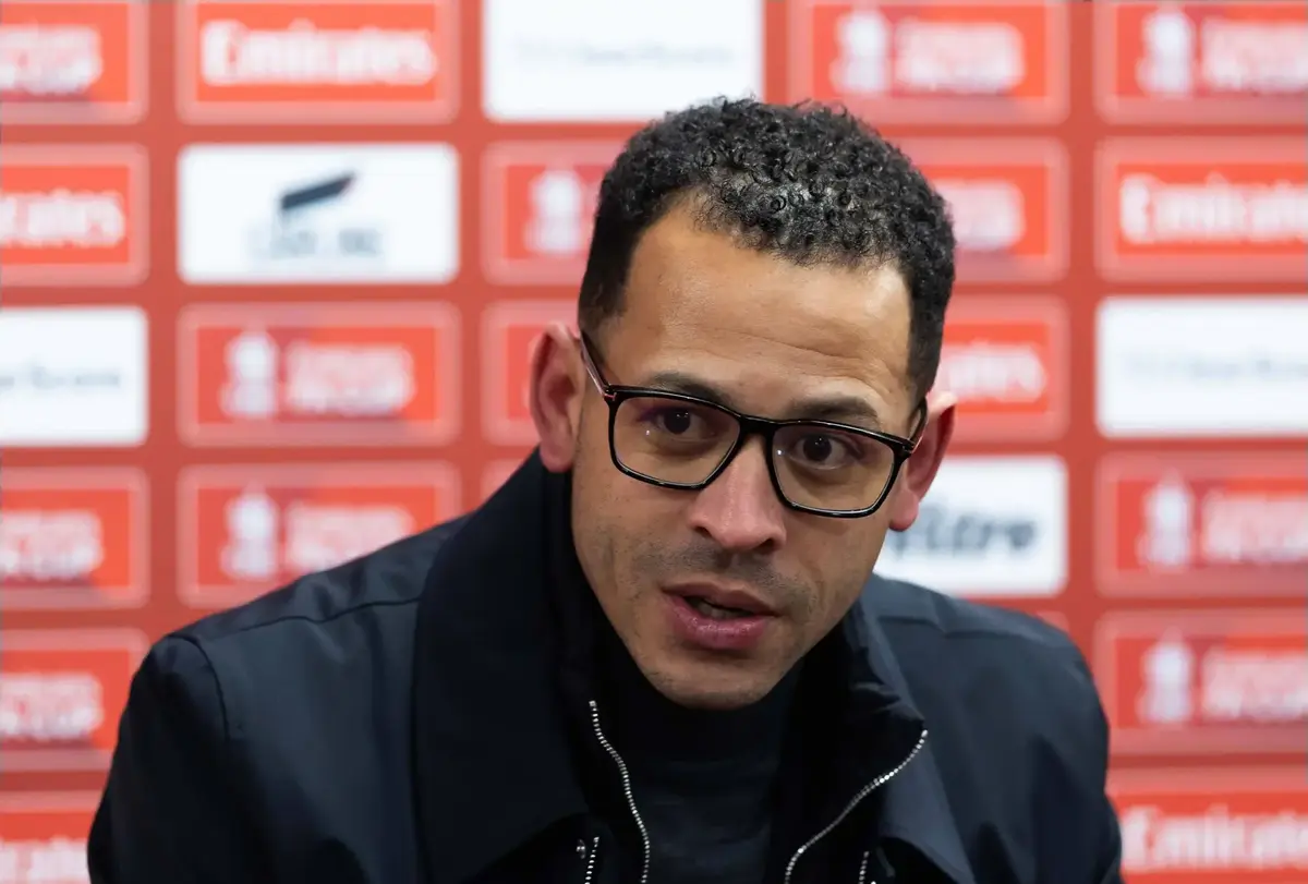 Rosenior hoping ‘good start’ helps win over Chelsea fans