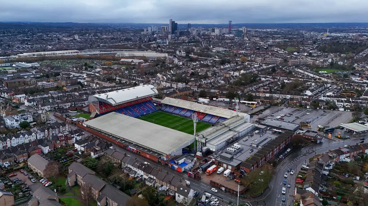 Crystal Palace v Chelsea line-ups: No Palmer, three Blues changes