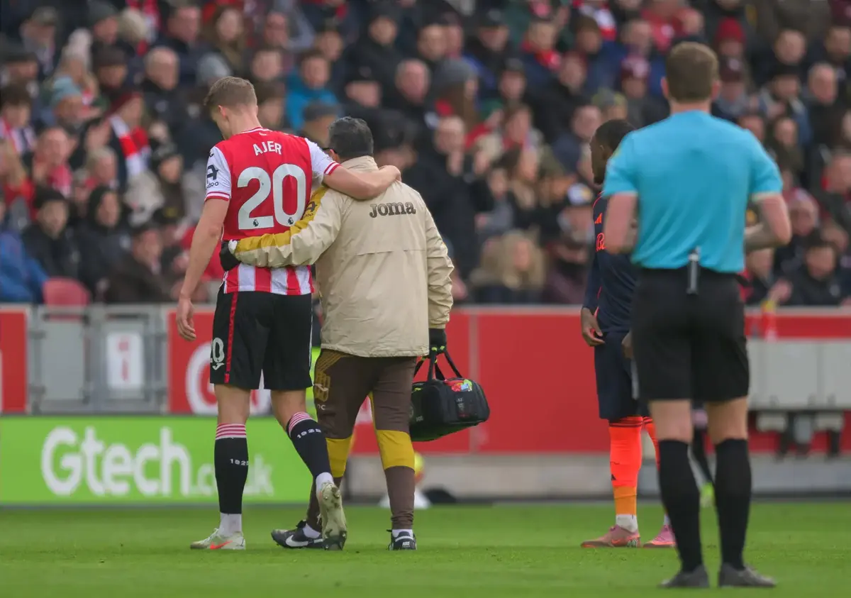 Injured Brentford duo to undergo scans