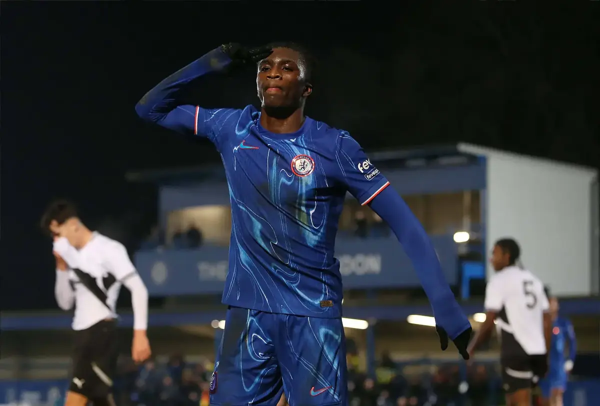 Chelsea sell winger Ampah to Stoke