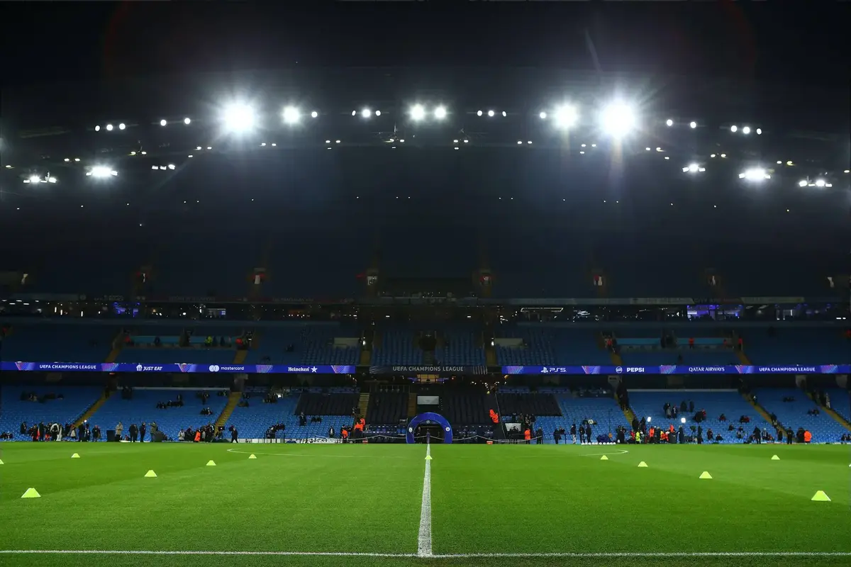 Man City v Fulham line-ups: Tete and Bassey start