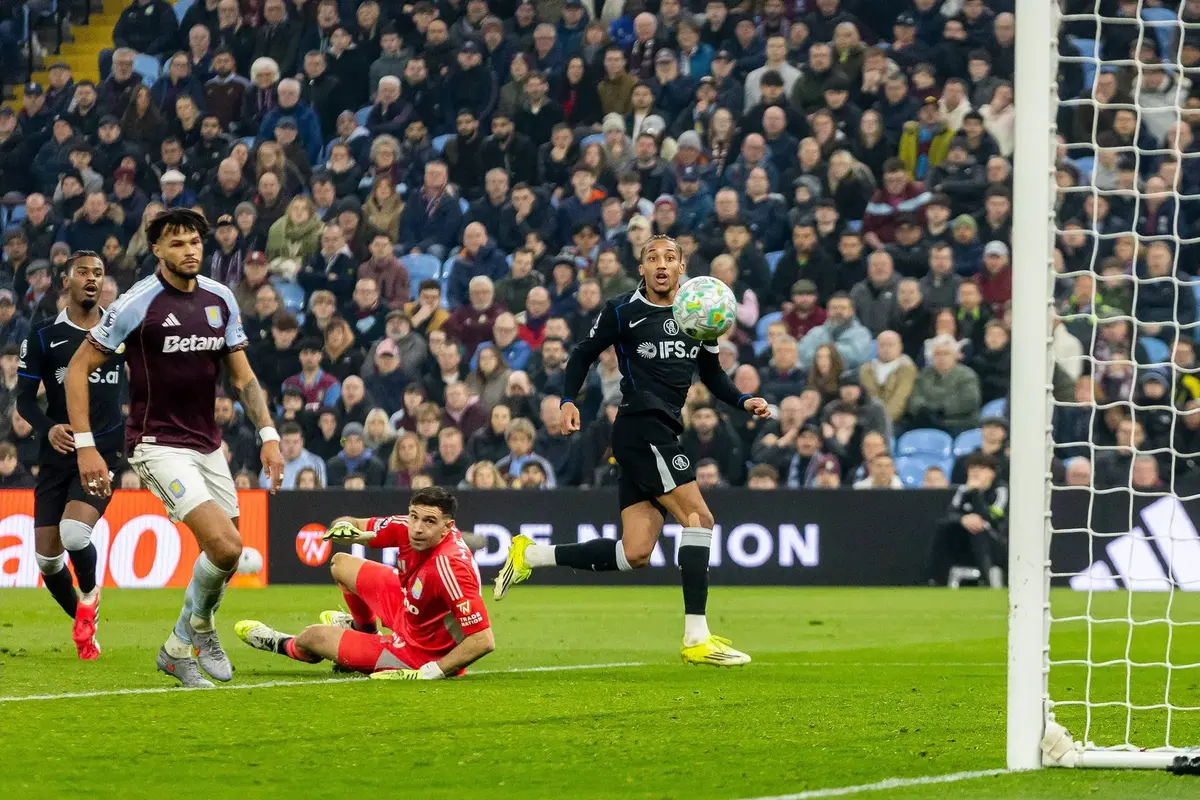 Joao Pedro scores hat-trick as Chelsea crush Villa