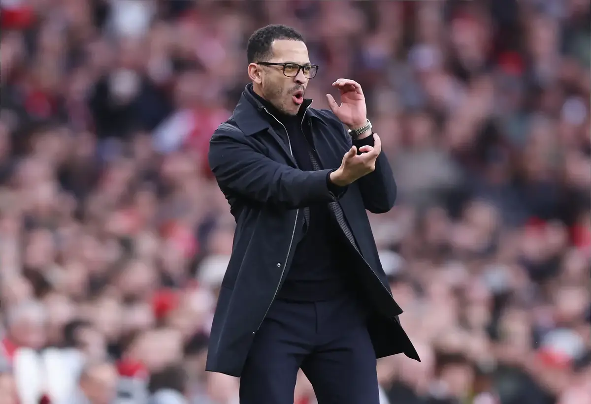 Rosenior bemoans Chelsea’s poor discipline and set-piece defending