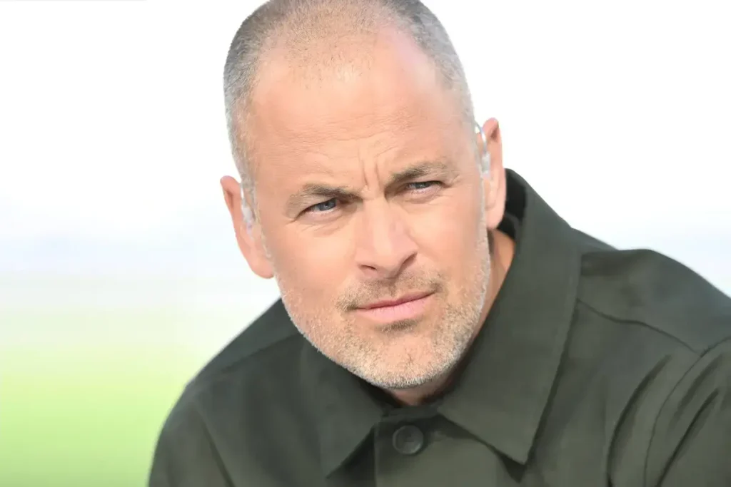 Lampard should not be tempted by possible Chelsea return, says Cole