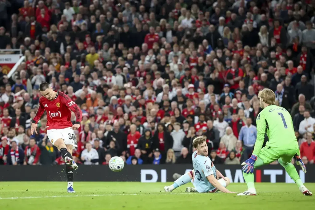 Brentford lose to Man Utd as winless run continues