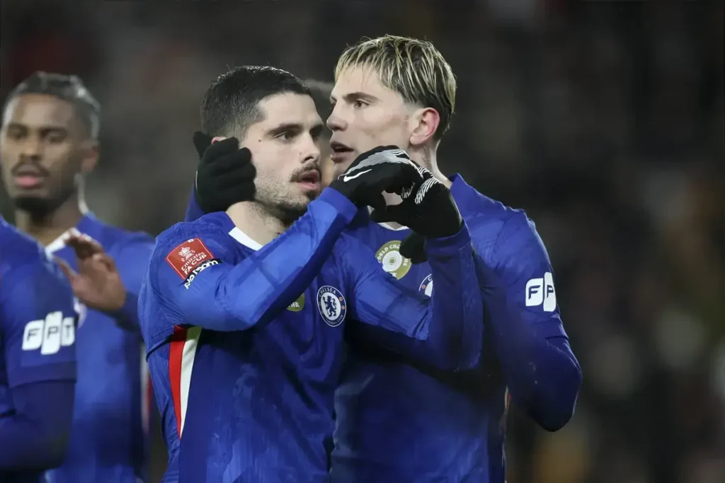 Chelsea duo expected to miss Liverpool game