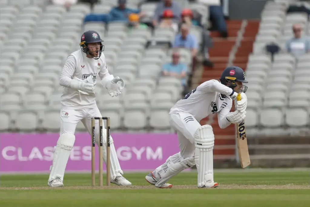 Middlesex batters delay Derbyshire at Lord’s