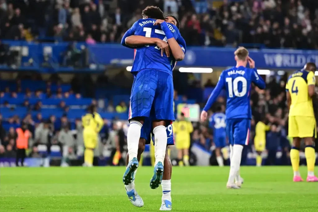 Chelsea win at the Bridge to leave Spurs in danger