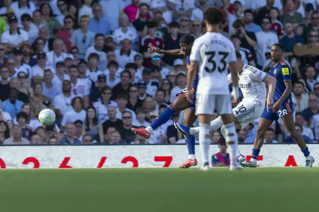 Cairney scores with trademark strike as Fulham end season with win
