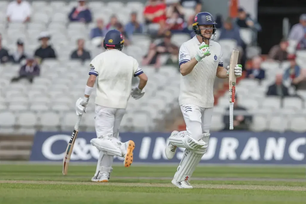 Geddes fires Middlesex to victory over Lancashire