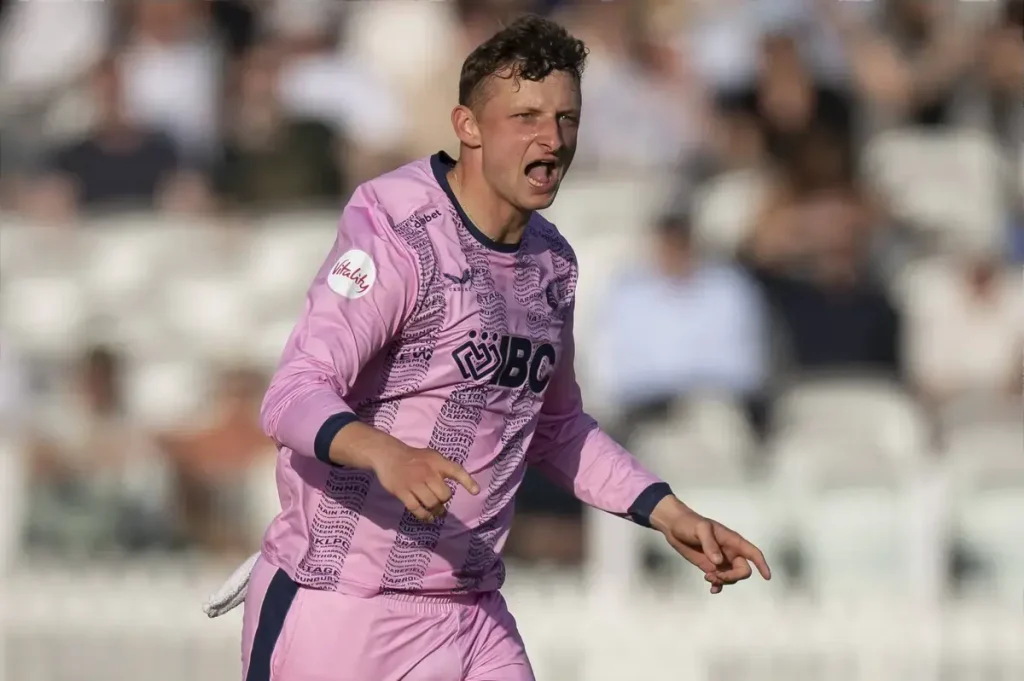 Middlesex swept aside by Surrey in T20 Blast