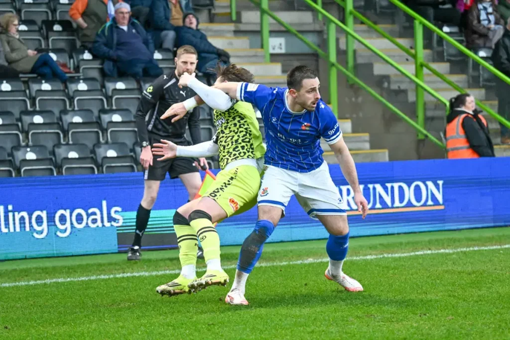 Georgiou leaves and Stones sign Newton