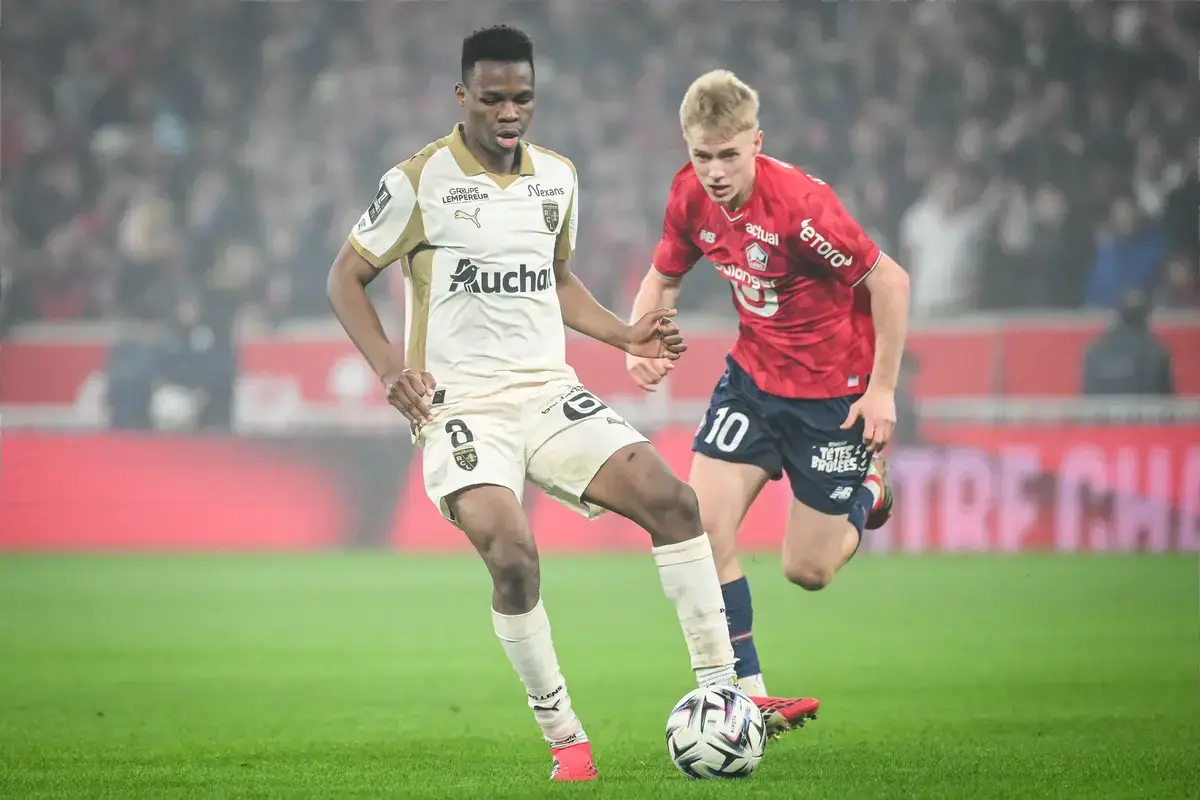 Brentford complete signing of Sangaré for club-record fee