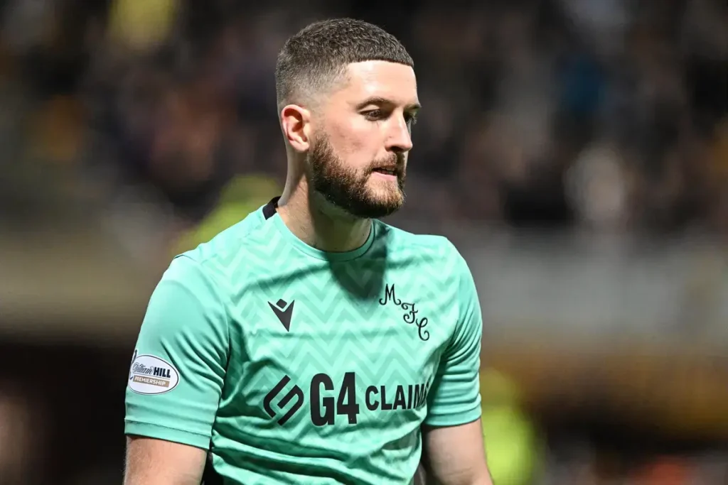 Keeper Ward’s move to QPR confirmed
